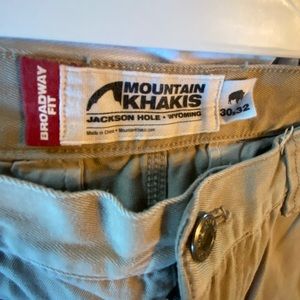 Mountain Khaki Broadway Fit khaki pant. Size 30x32